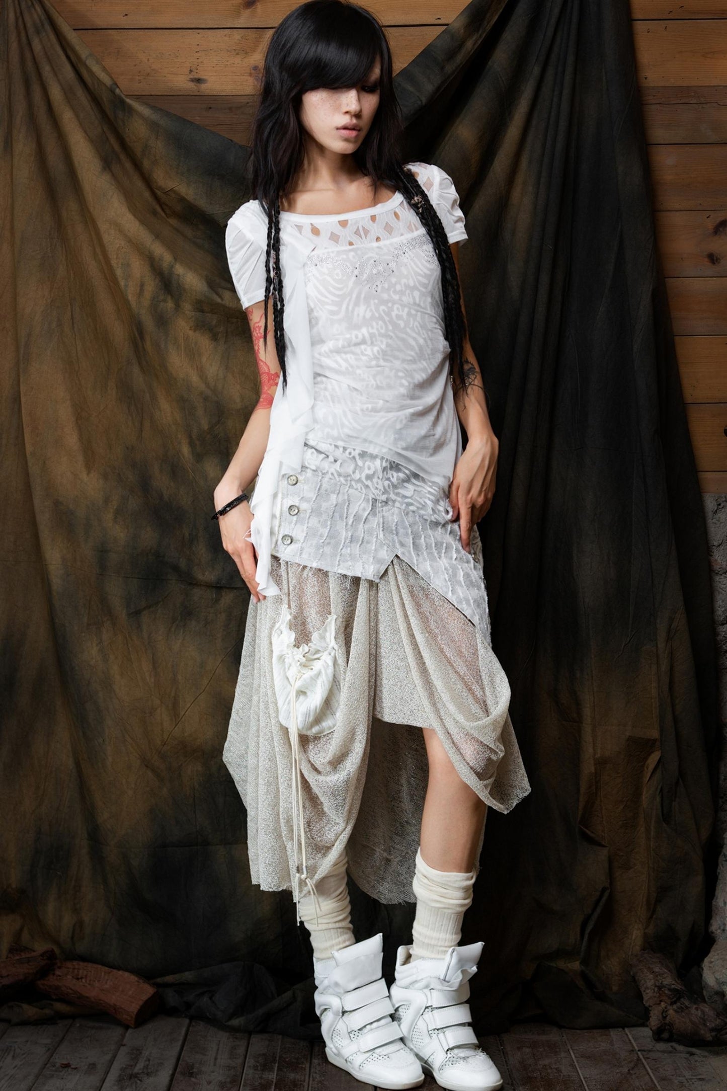 White-Black Diamond Top