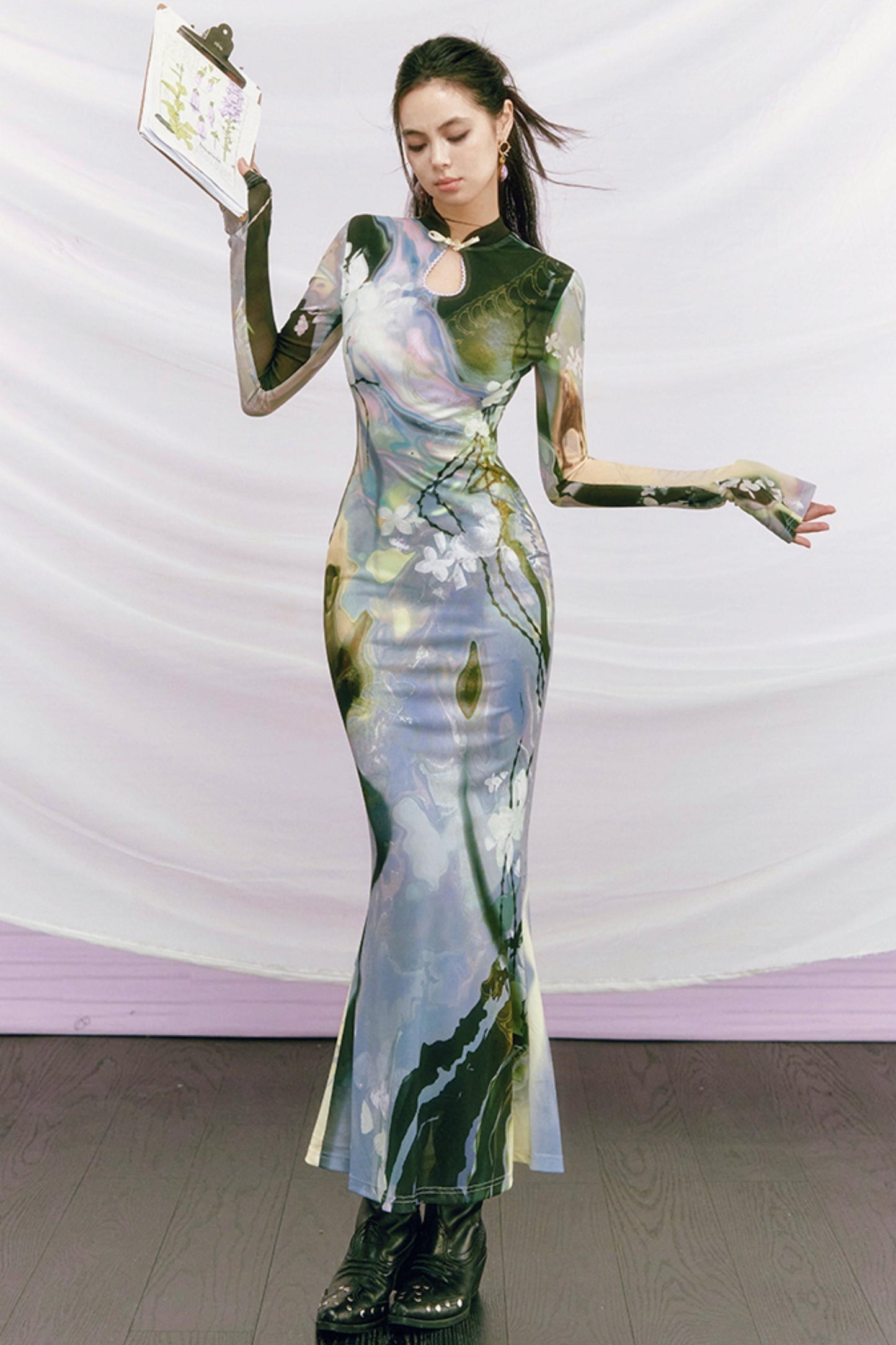 Golden Pearl Impressionist Cheongsam Dress