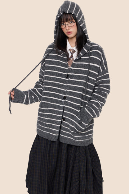 Vintage Hooded Sweater Jacket