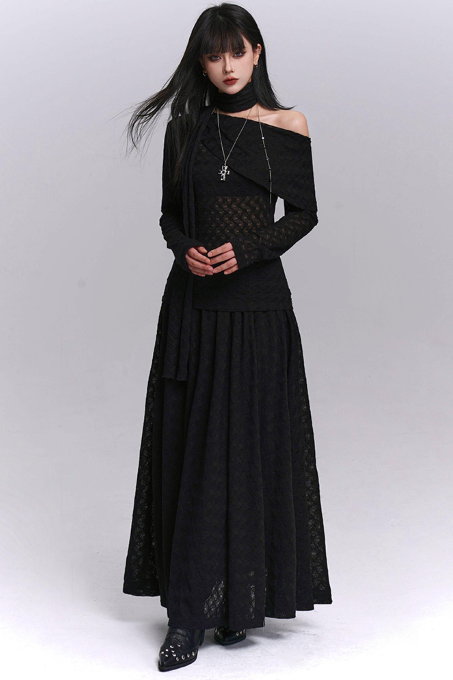 Autumn Red Shoulder Skirt Set-Up