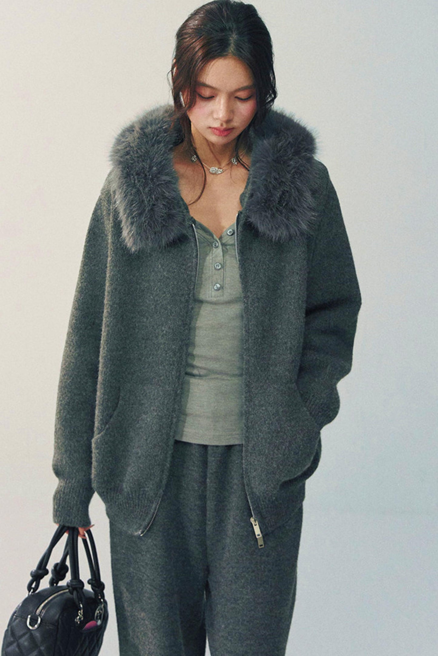 브이넥 슬림 탑