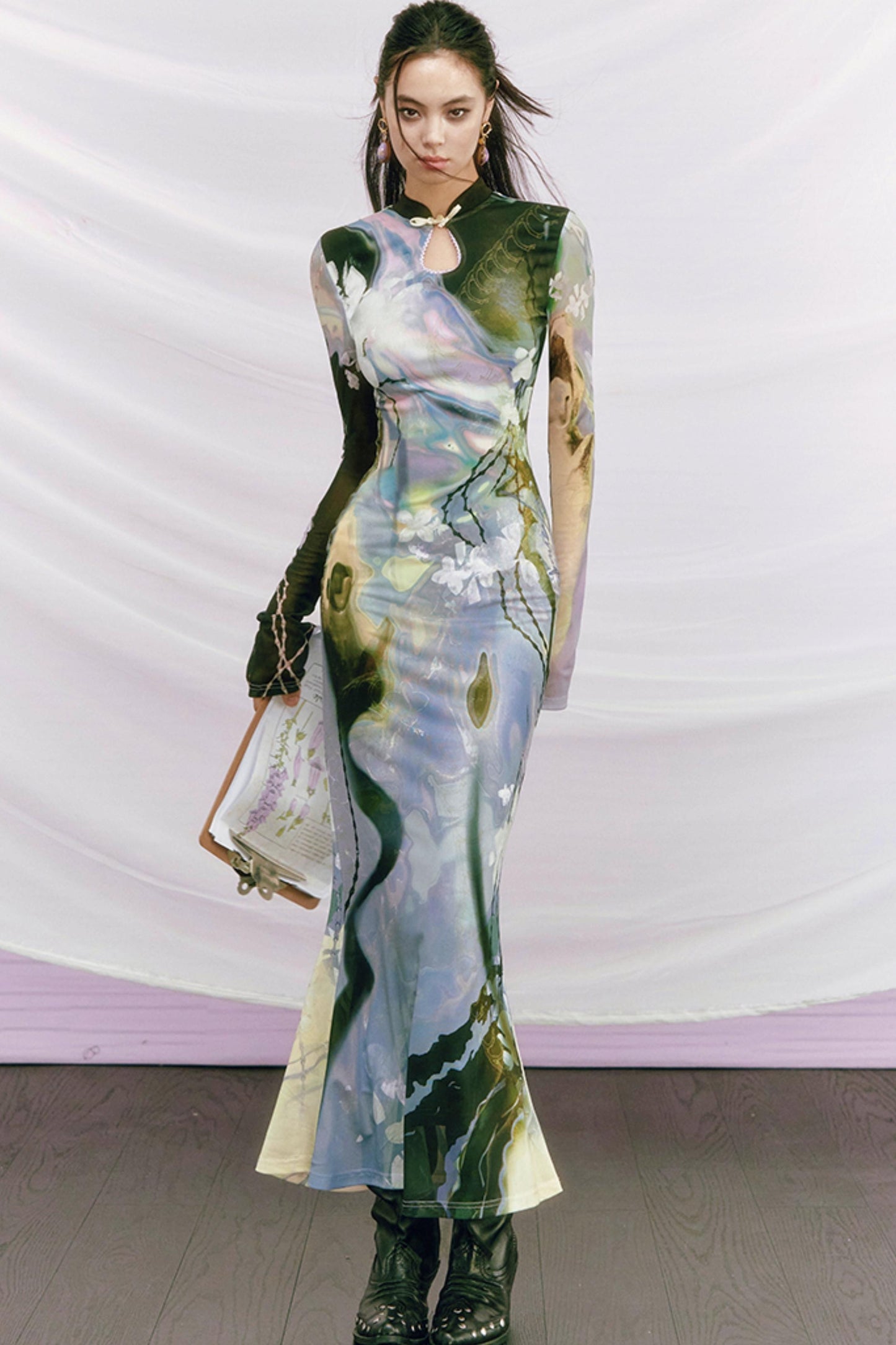 Golden Pearl Impressionist Cheongsam Dress