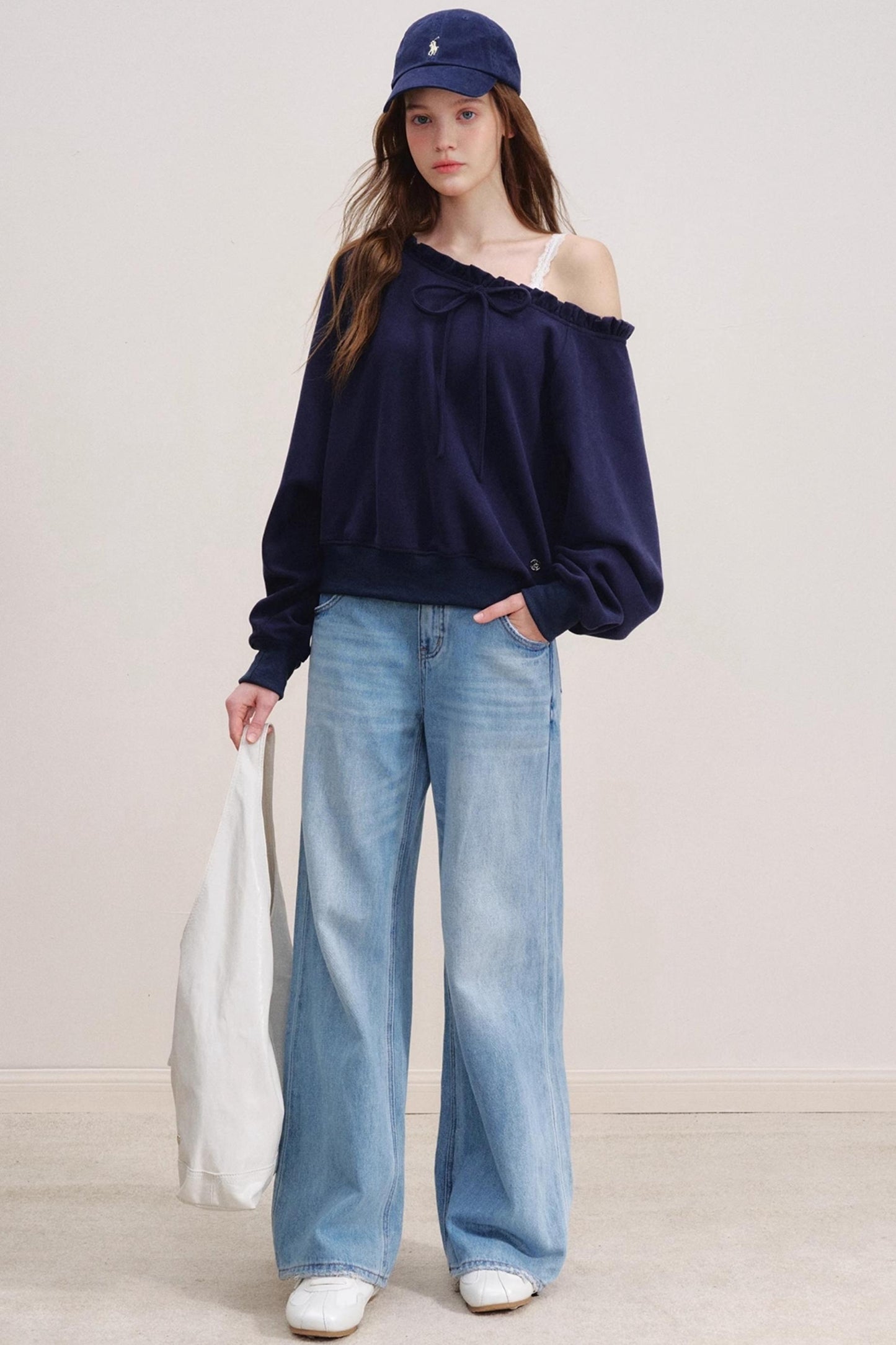 Romantic Lace Wide-Leg Jeans