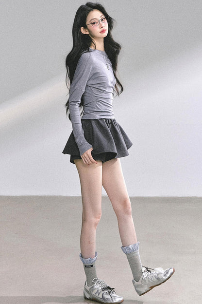 Straight Shoulder Long Sleeve T-Shirt