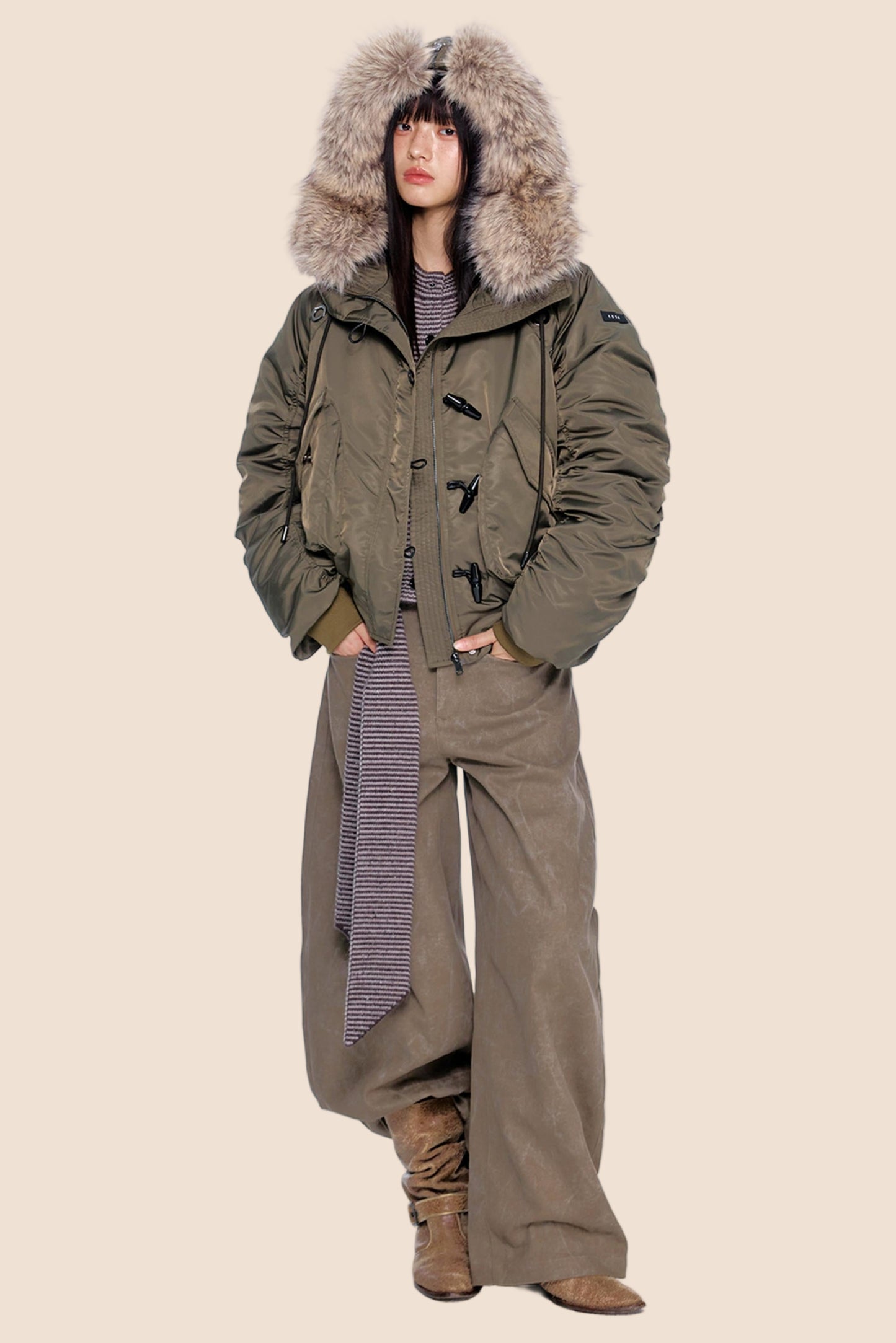 Large Fur Collar Pleated Jacket