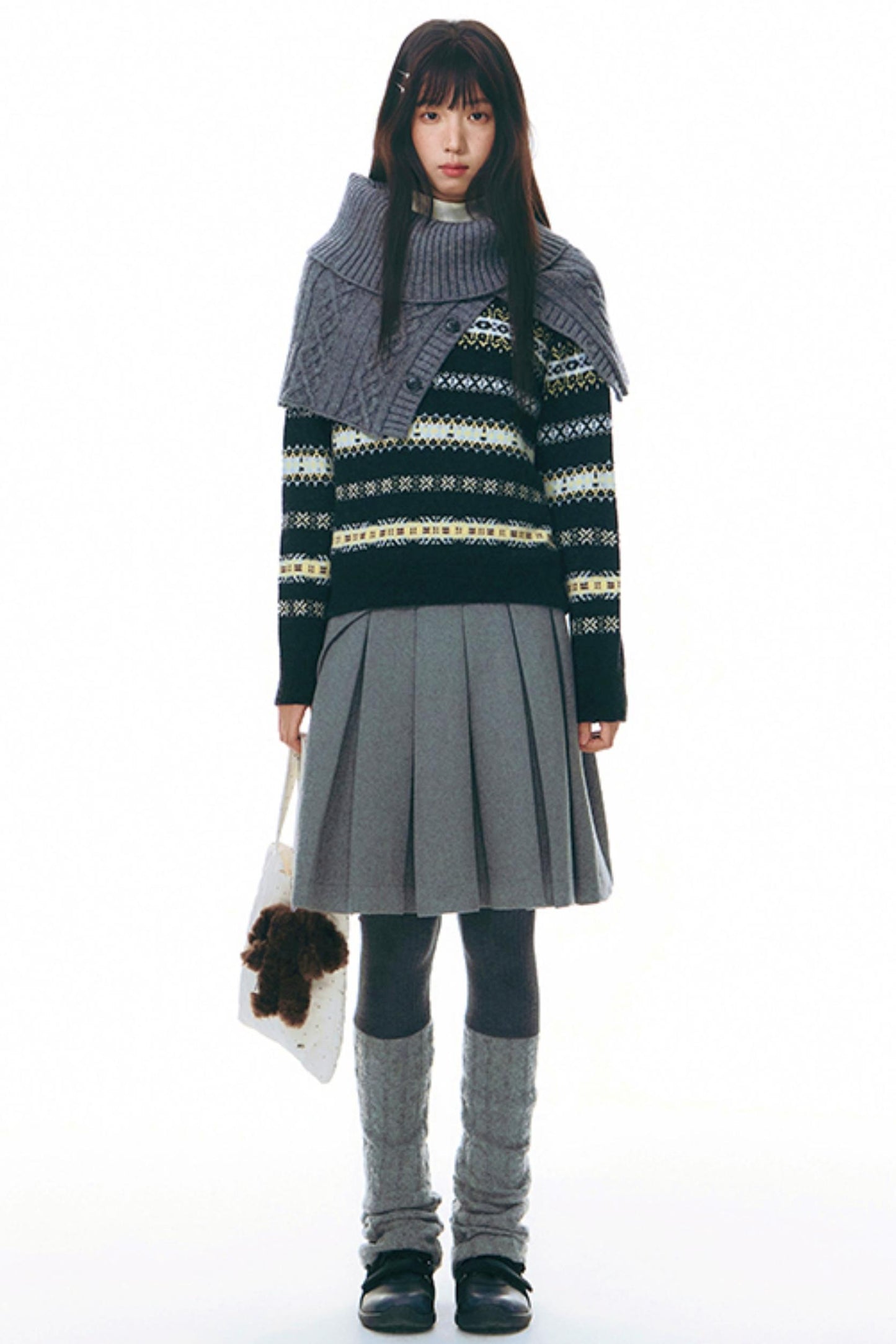 Winter Atmosphere Cable Shawl