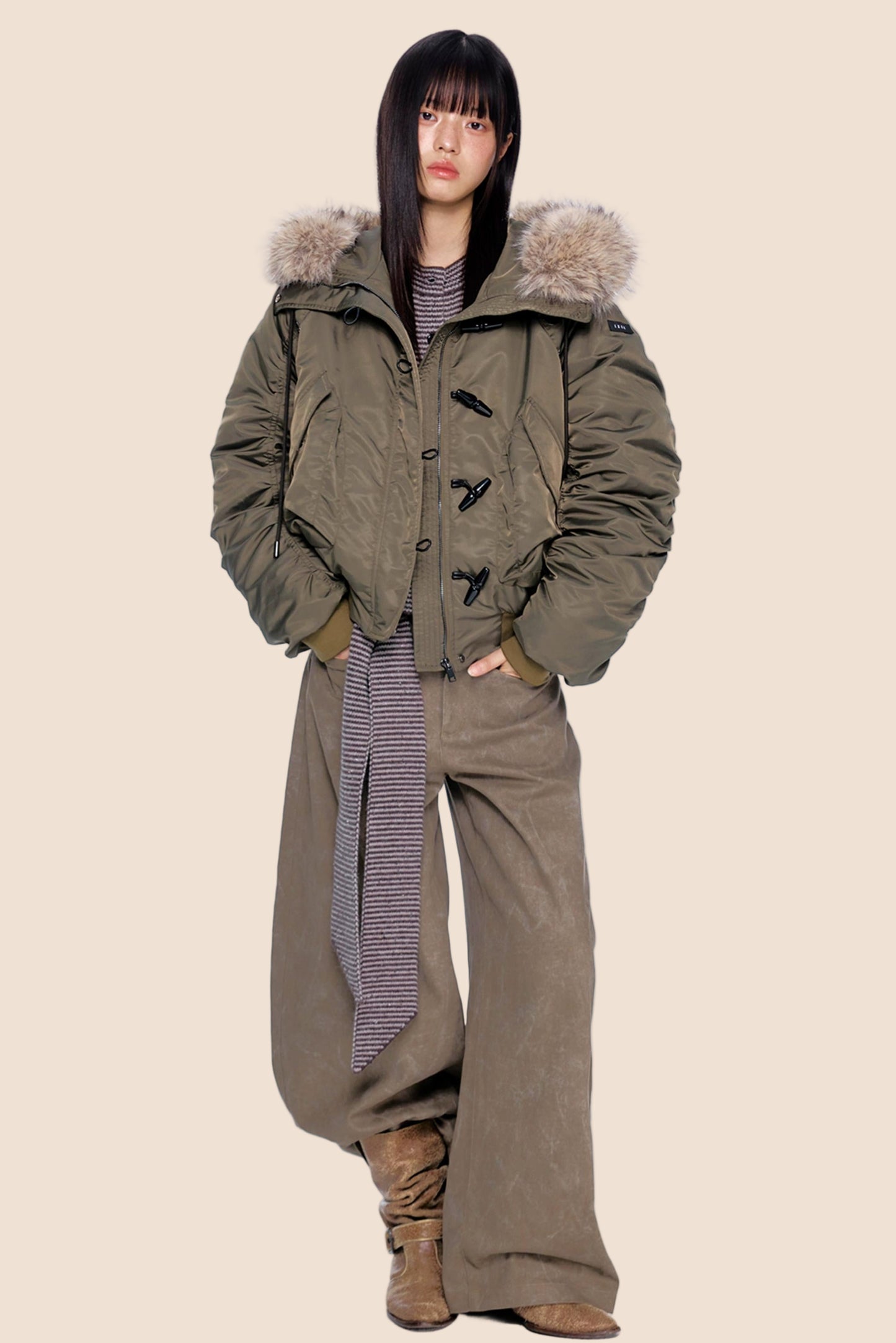 Large Fur Collar Pleated Jacket