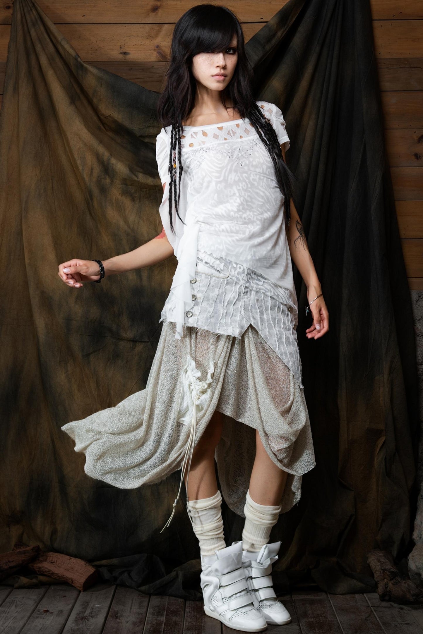 White-Black Diamond Top