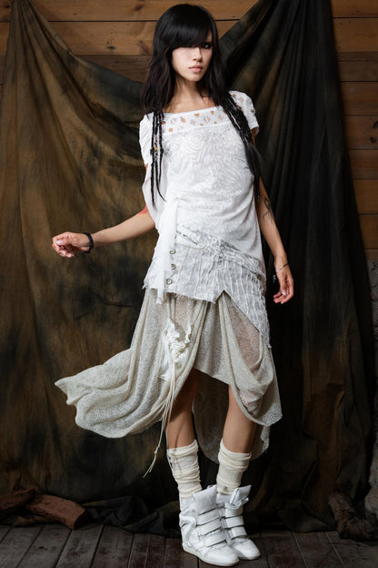 White-Black Diamond Top