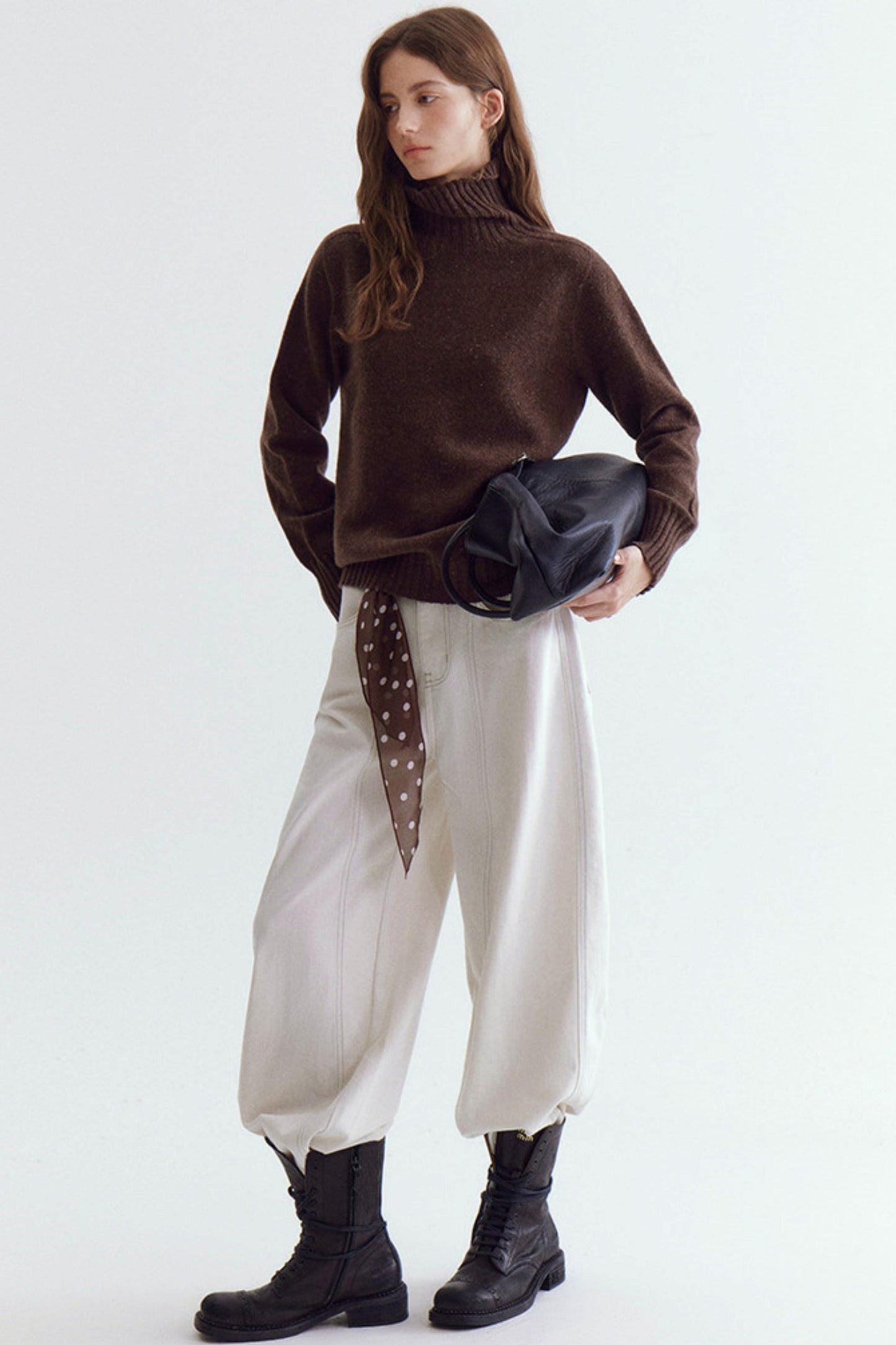 Wool Floral Yarn Turtleneck Sweater