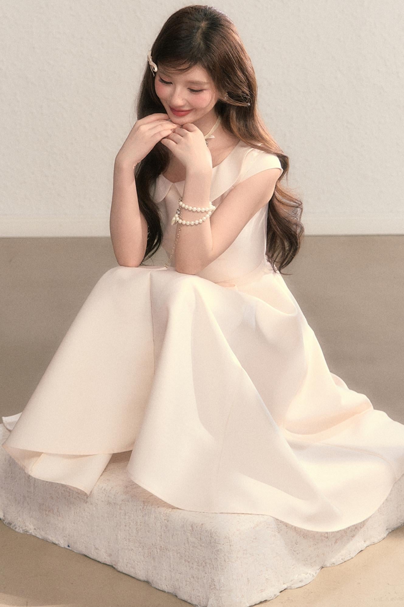 French Temperament Waist Cinched Doll Neck Dress