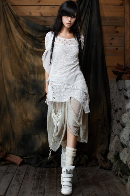 White-Black Diamond Top