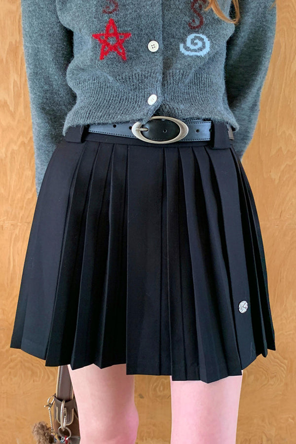 메탈 라벨 와이드 플리츠 스커트 