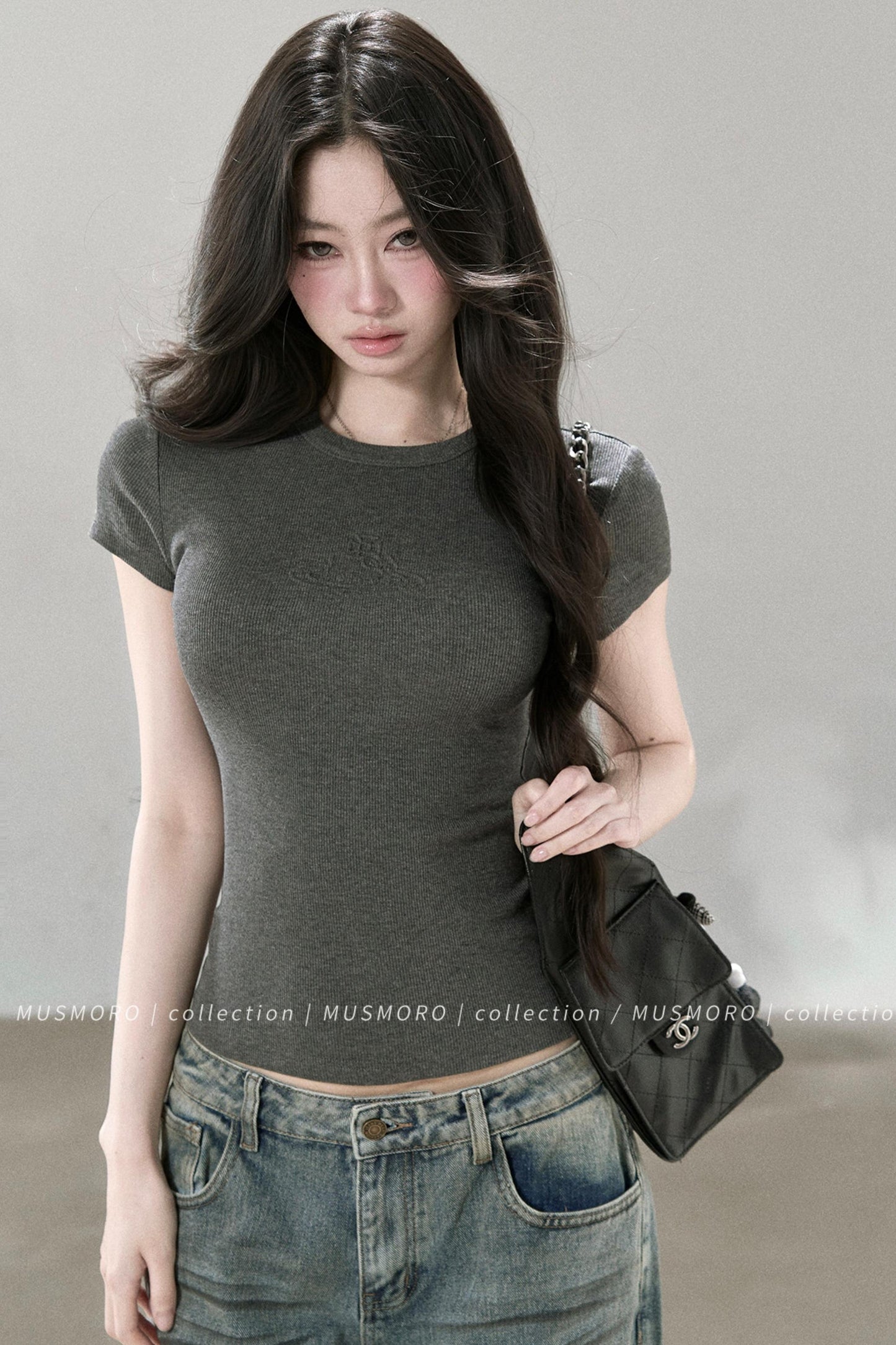 Embossed Cat Irregular Hem Bamboo Cotton T-Shirt