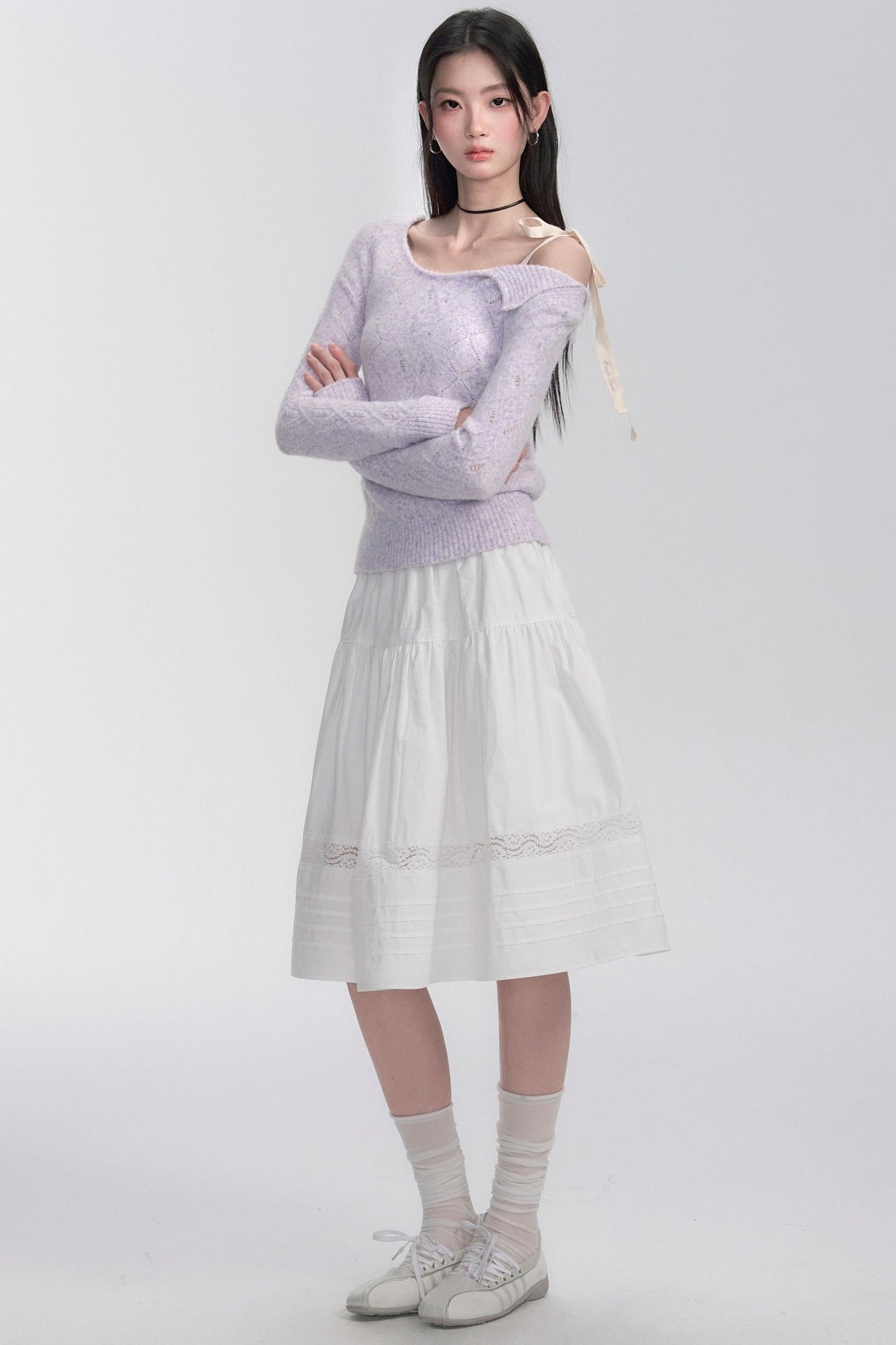 Mittellanger Spitzenrock 