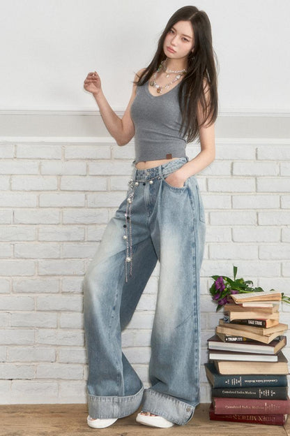 Minimal Design Wool Camisole Top