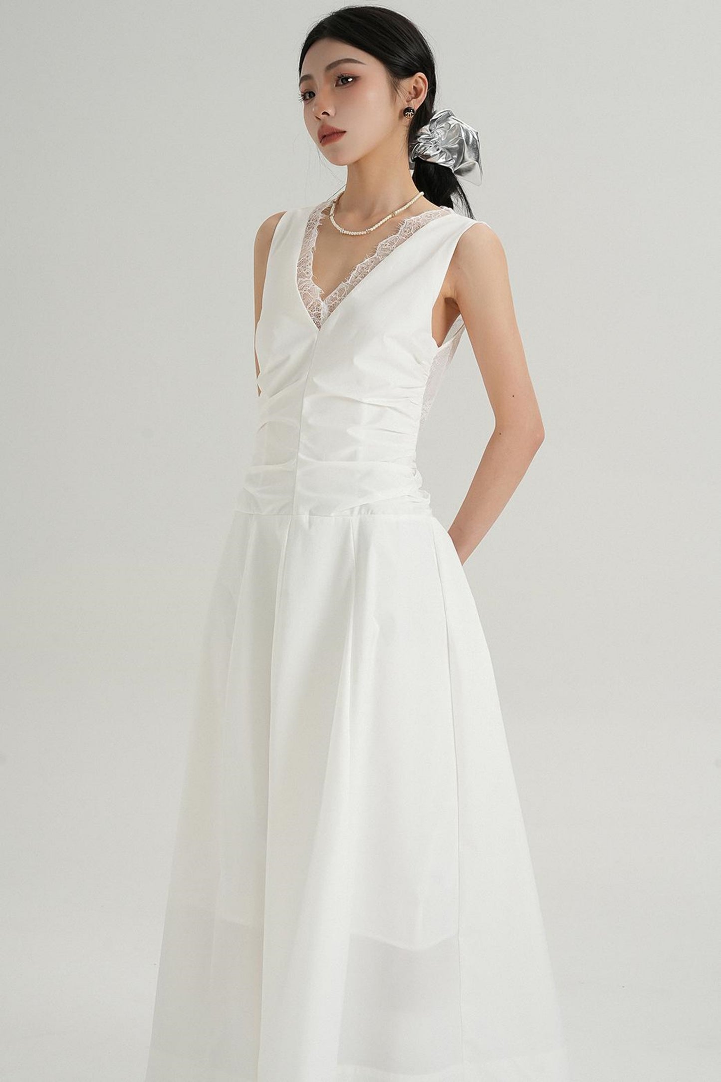 High End Lace Slim V-Neck Dress