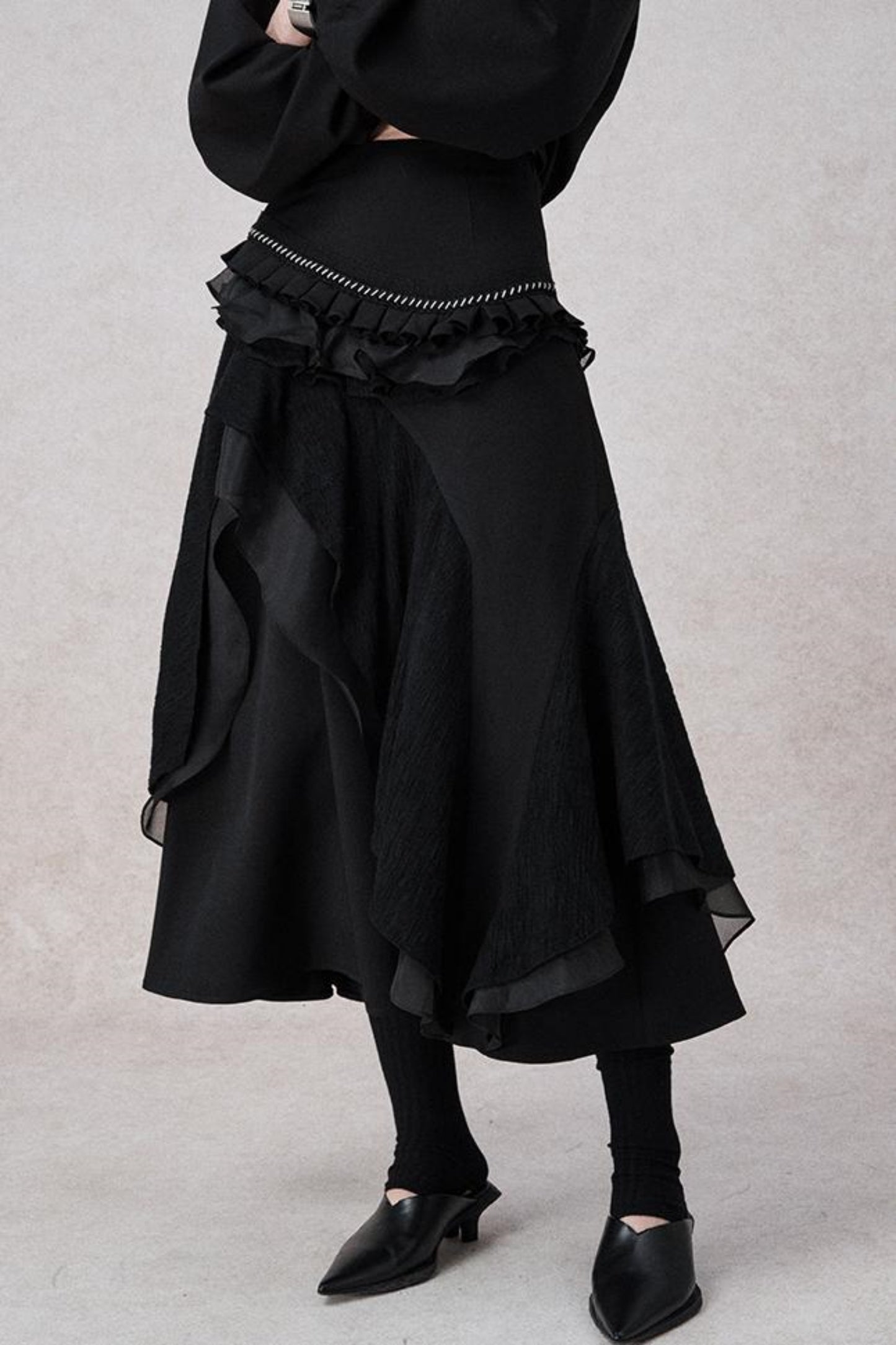 Weißer Wollspitzen asymmetrischer Rock 