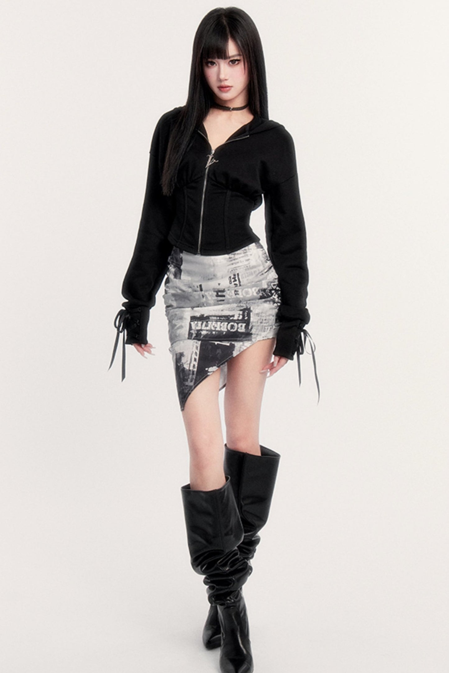 Dark Street Lace Skinny Pullover Top