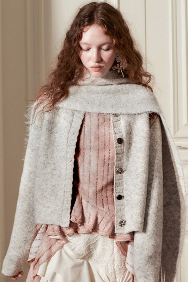 게으른 스타일의 염소 털 가디건 