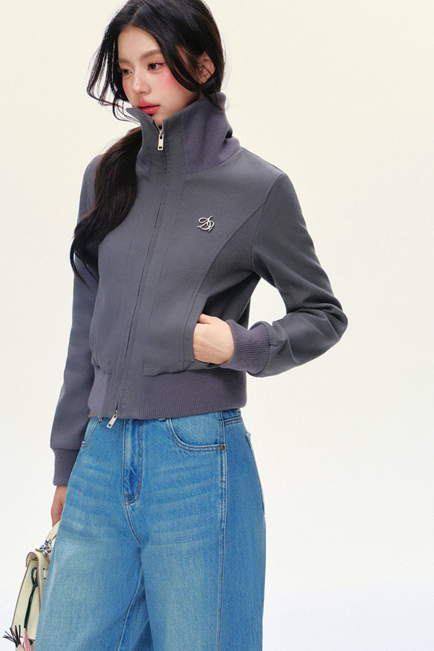 Veste courte slim paresseuse à manches courtes cousue 