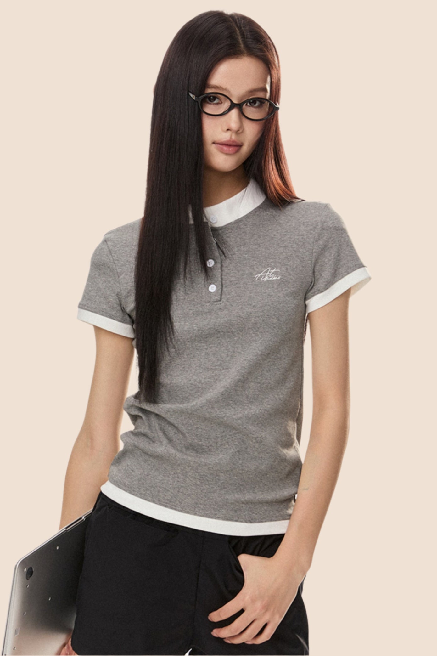 EZEK 아메리칸 레트로 페이크 투피스 그레이 반팔 티셔츠 여성 여름 신상 슬림 심플하고 다재다능한 대비 톱 