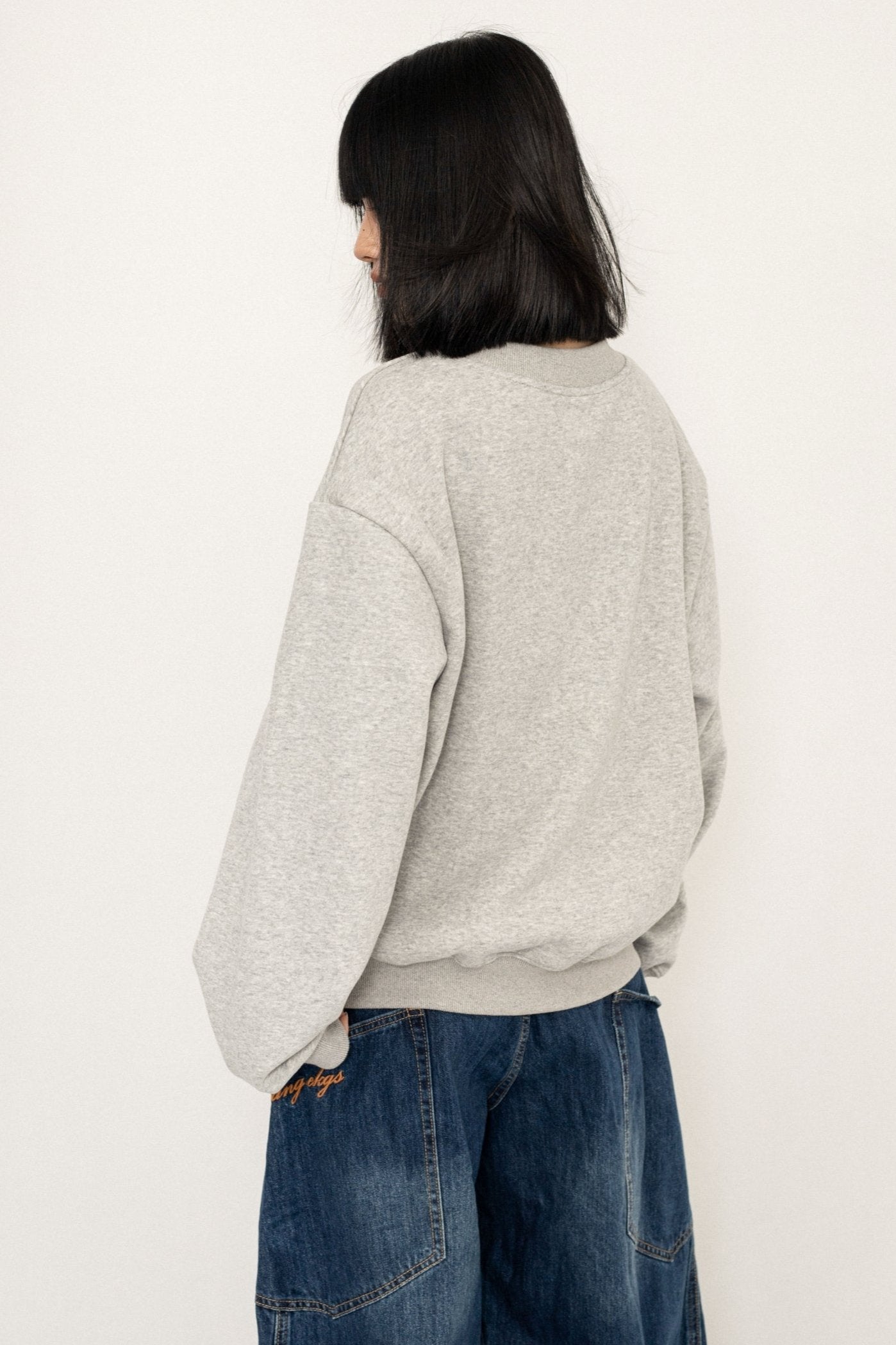 Versatile Retro Gray Sweatshirt