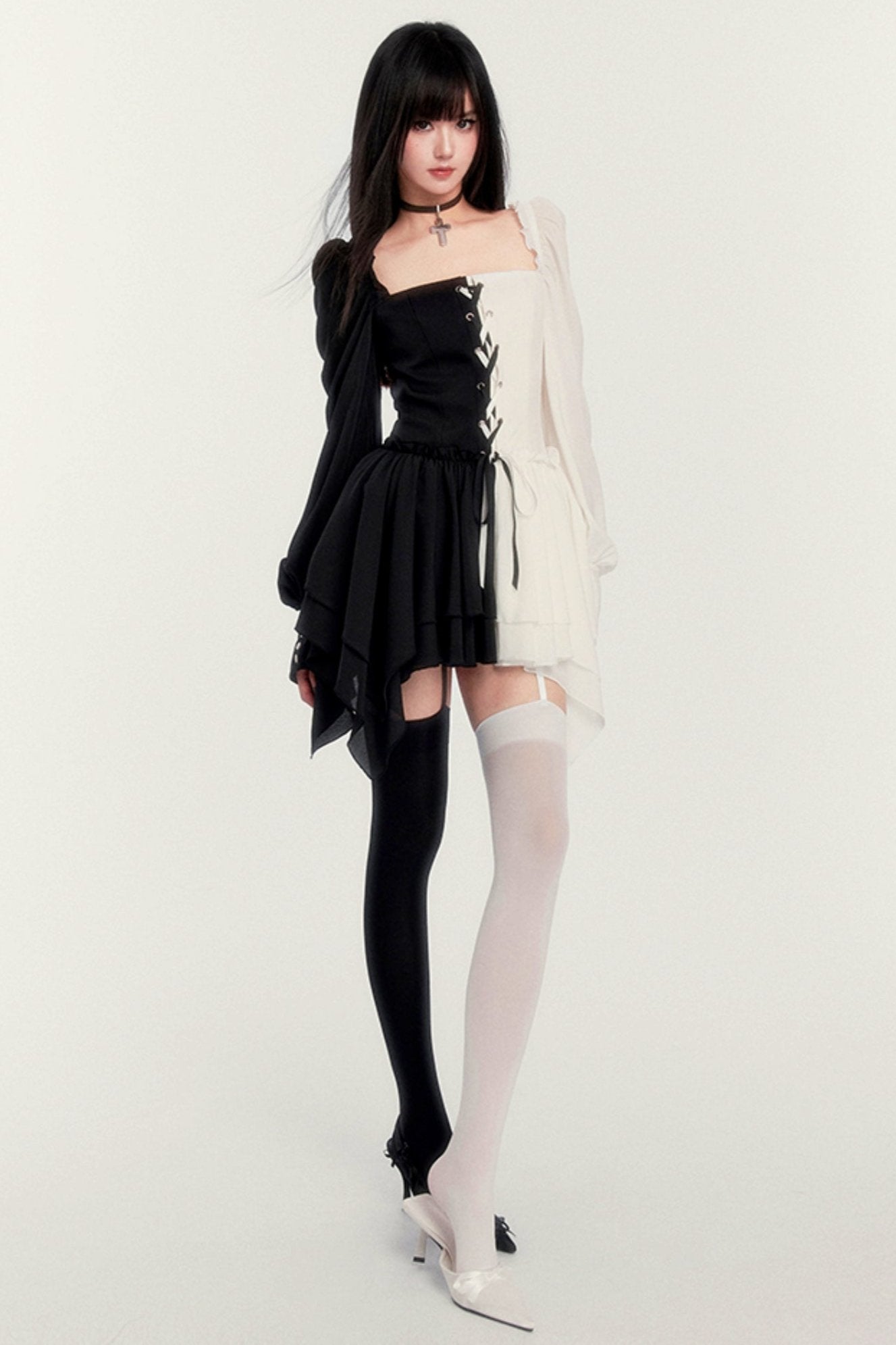 Fallen Angel Contrast Panel Dress With Short Leggings Set-UP