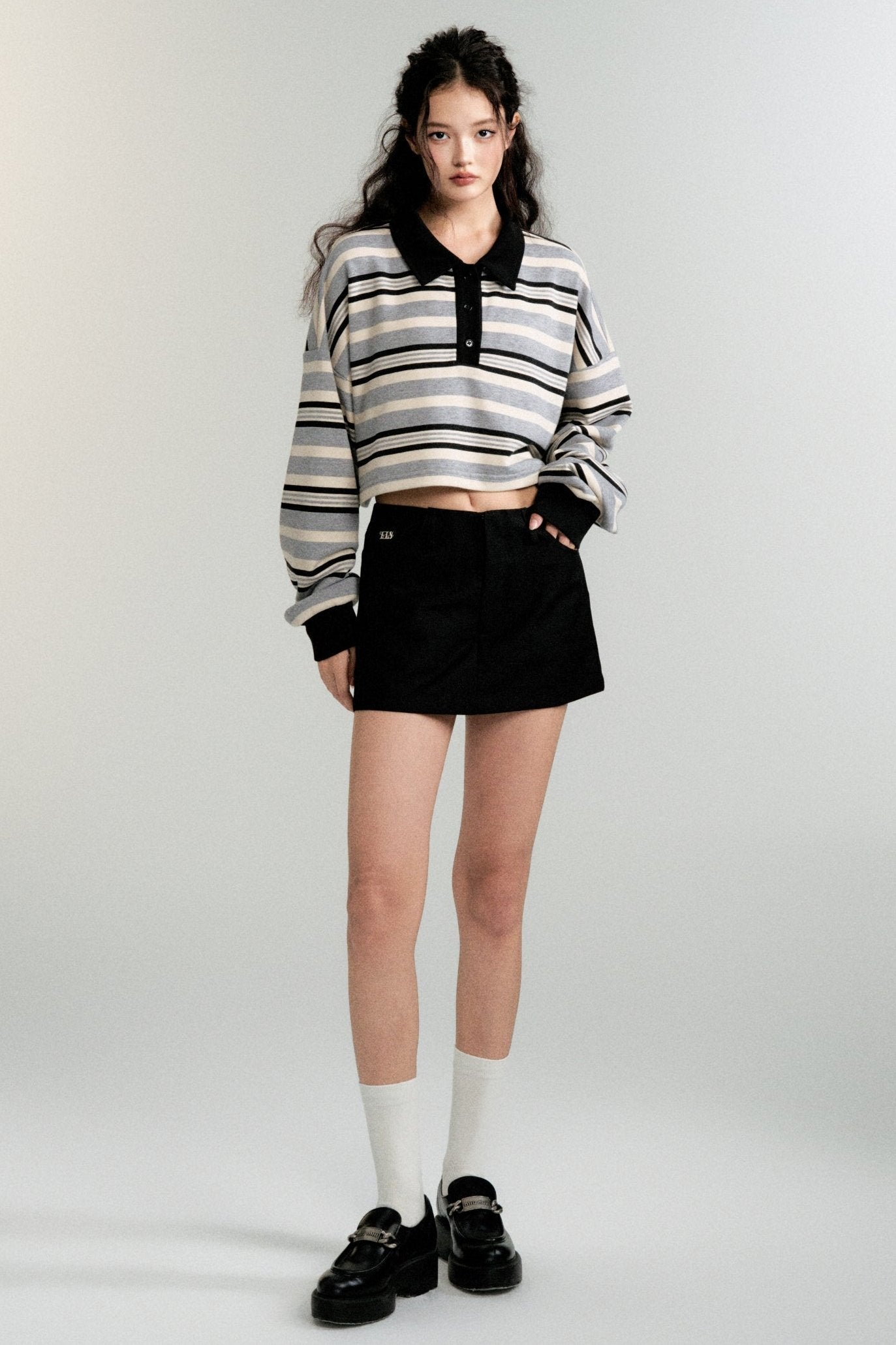 Sporty Contrasting Striped Sweatshirt