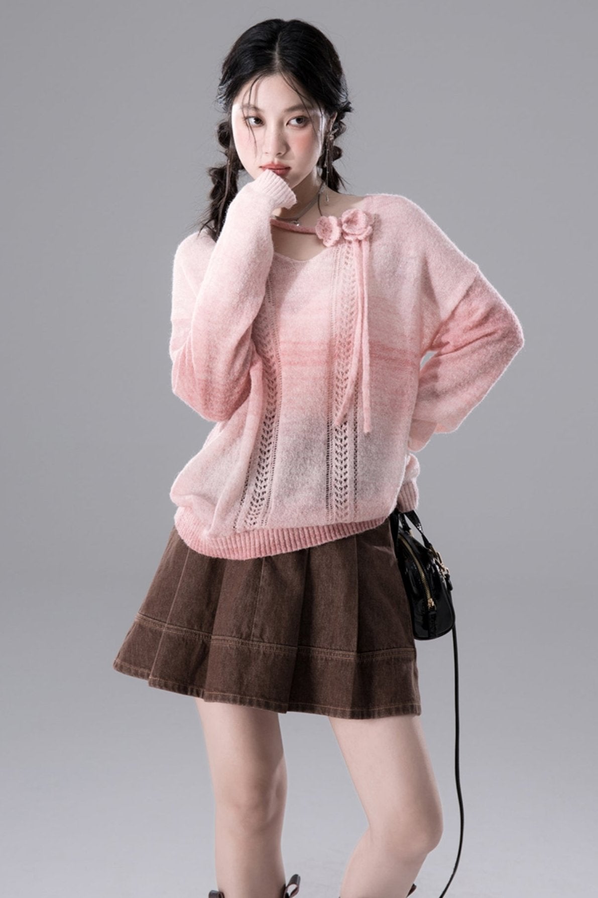 Gradient Blush V-Neck Pullover Knit Top