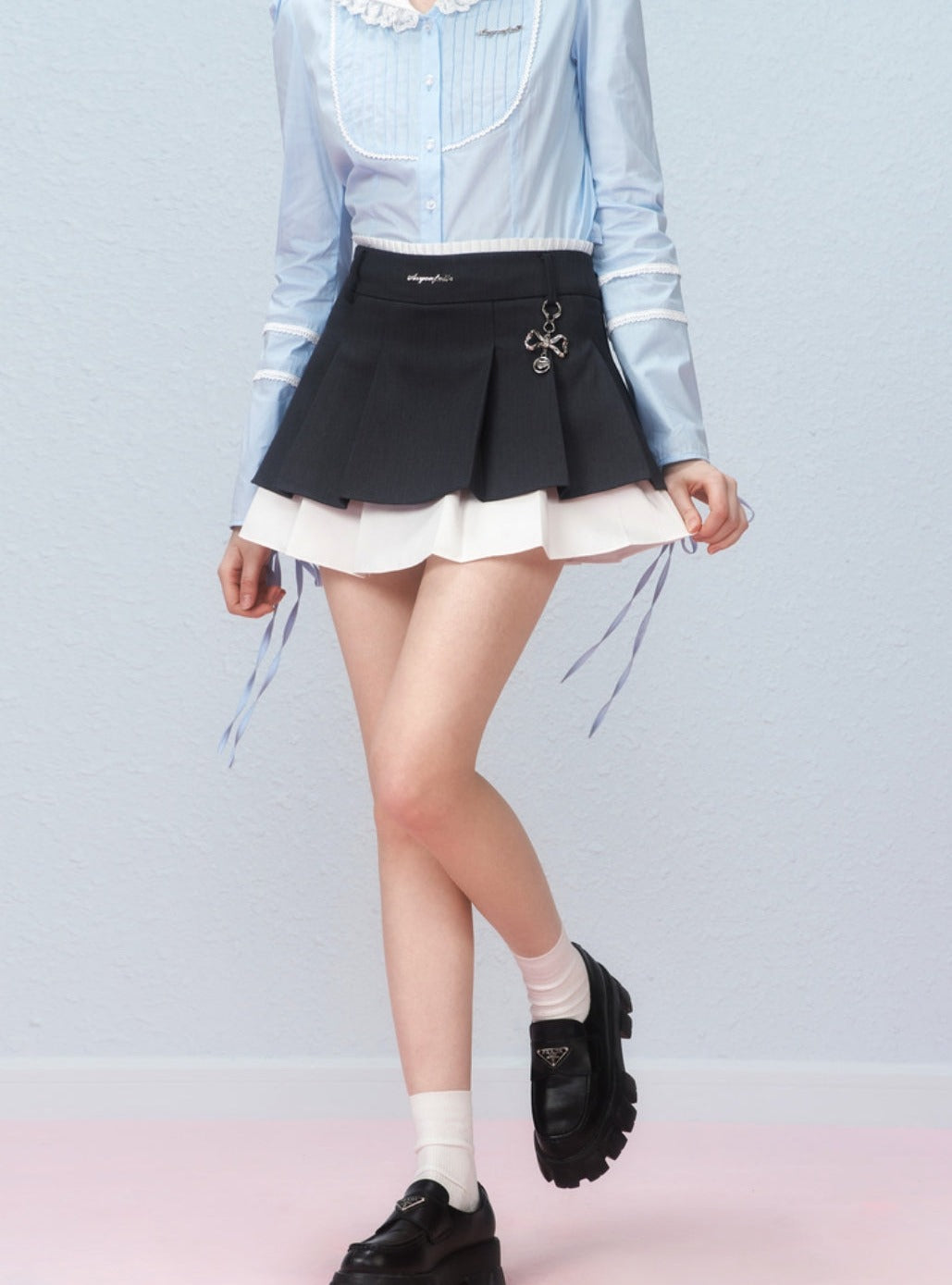 Irregular woven pleated skirt