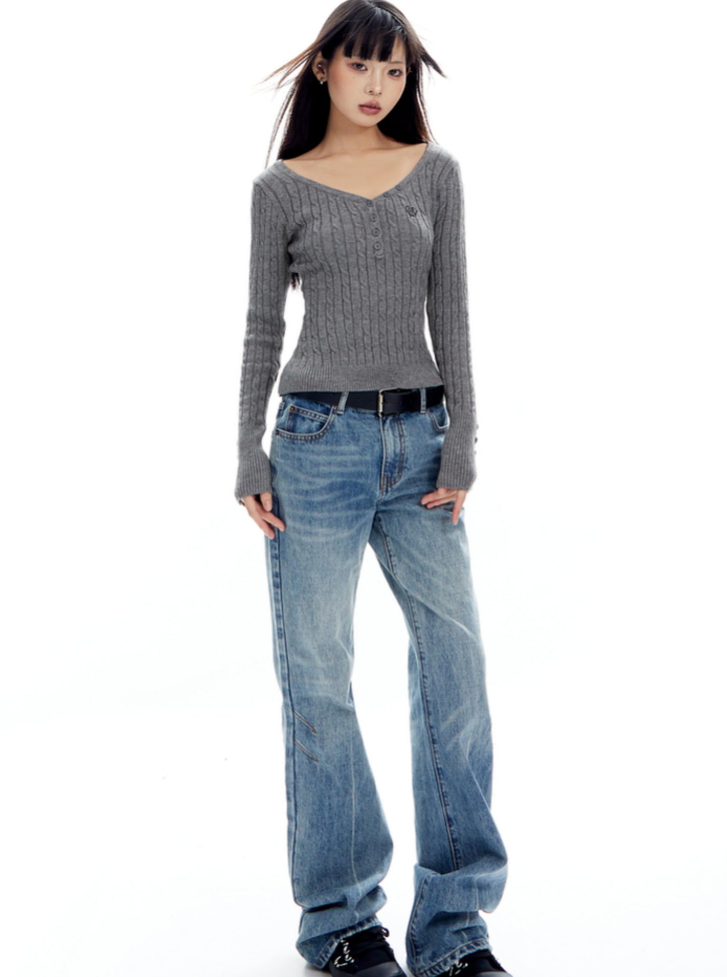 Retro Shoulder Cable V-Neck Sweater