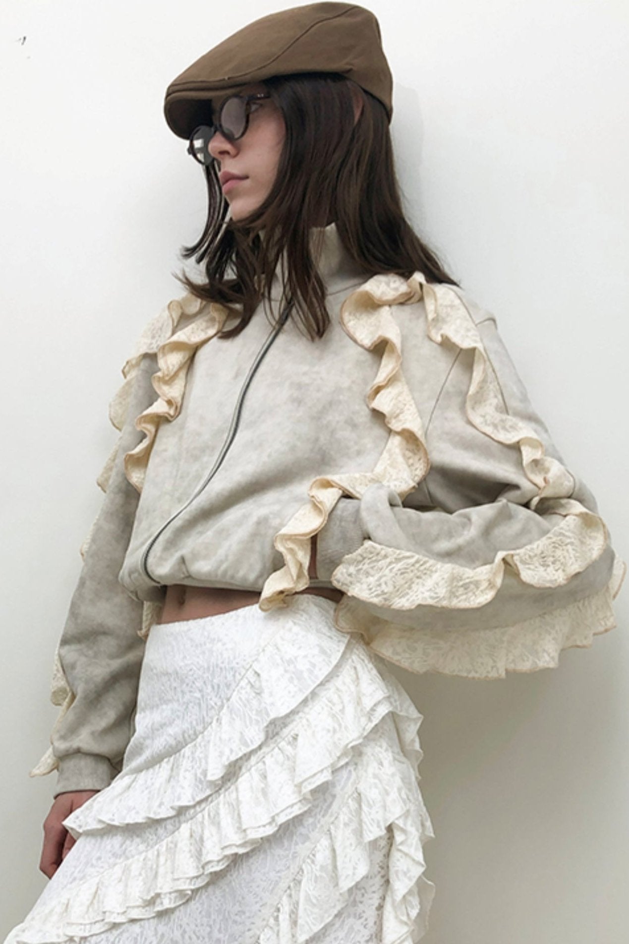 Motred snowFlake Ruffle Sweatshirt