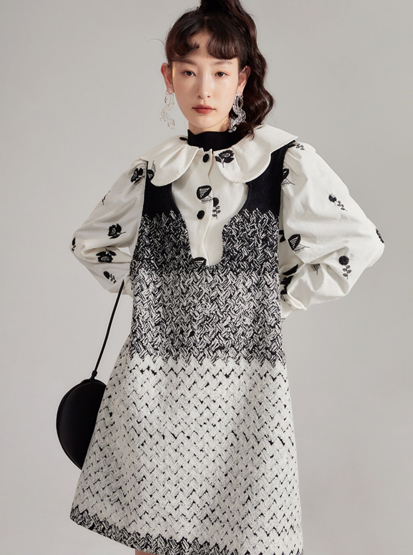 Mid-length knitted vest dress