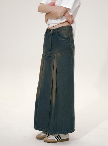 Rivet Design High-Waisted Maxi Skirt