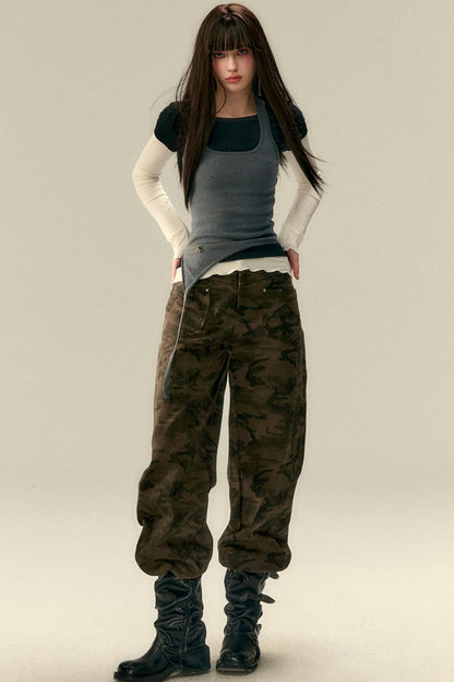 Versatile Wave-Edge Layered Base Top Set-Up