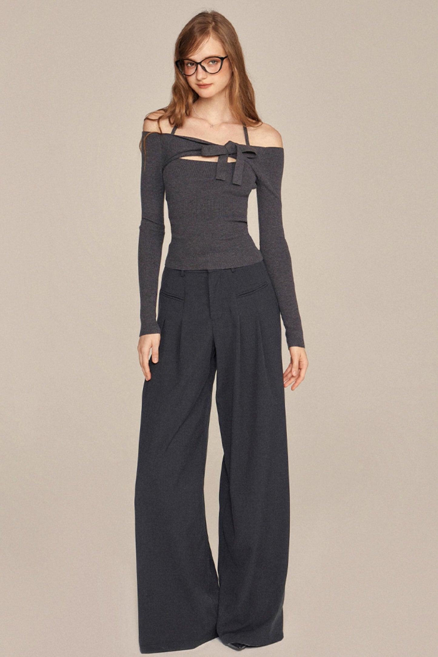 Slim One-Shoulder Bow Knit Top