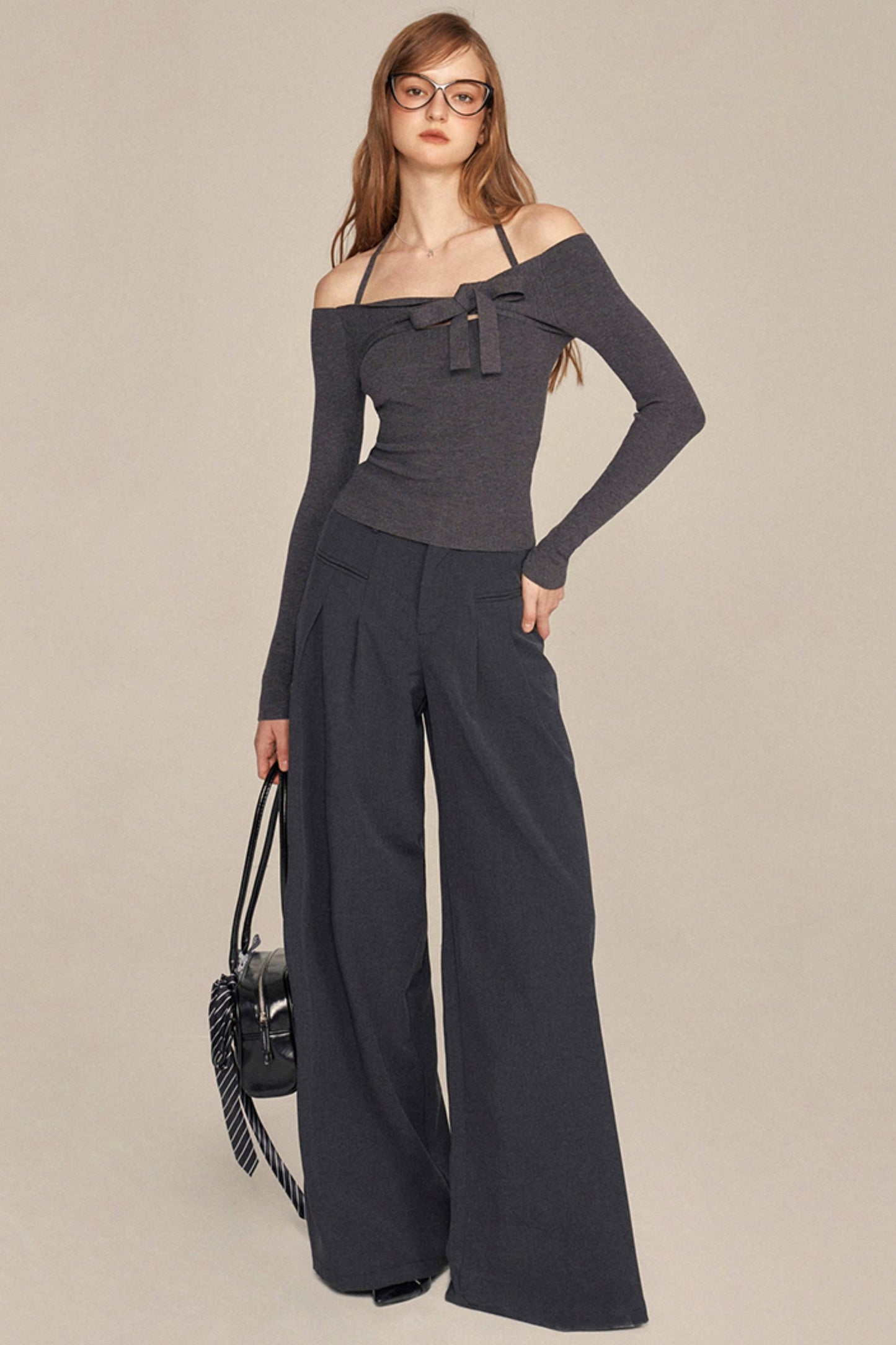 Slim One-Shoulder Bow Knit Top