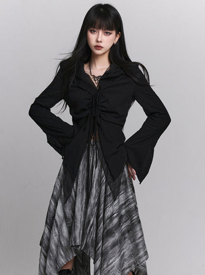 Cold Artistic Seaside Skirt With Black Shirt Set-Up