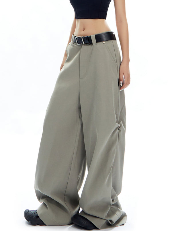 Pleated Wide-Leg Cargo Pants