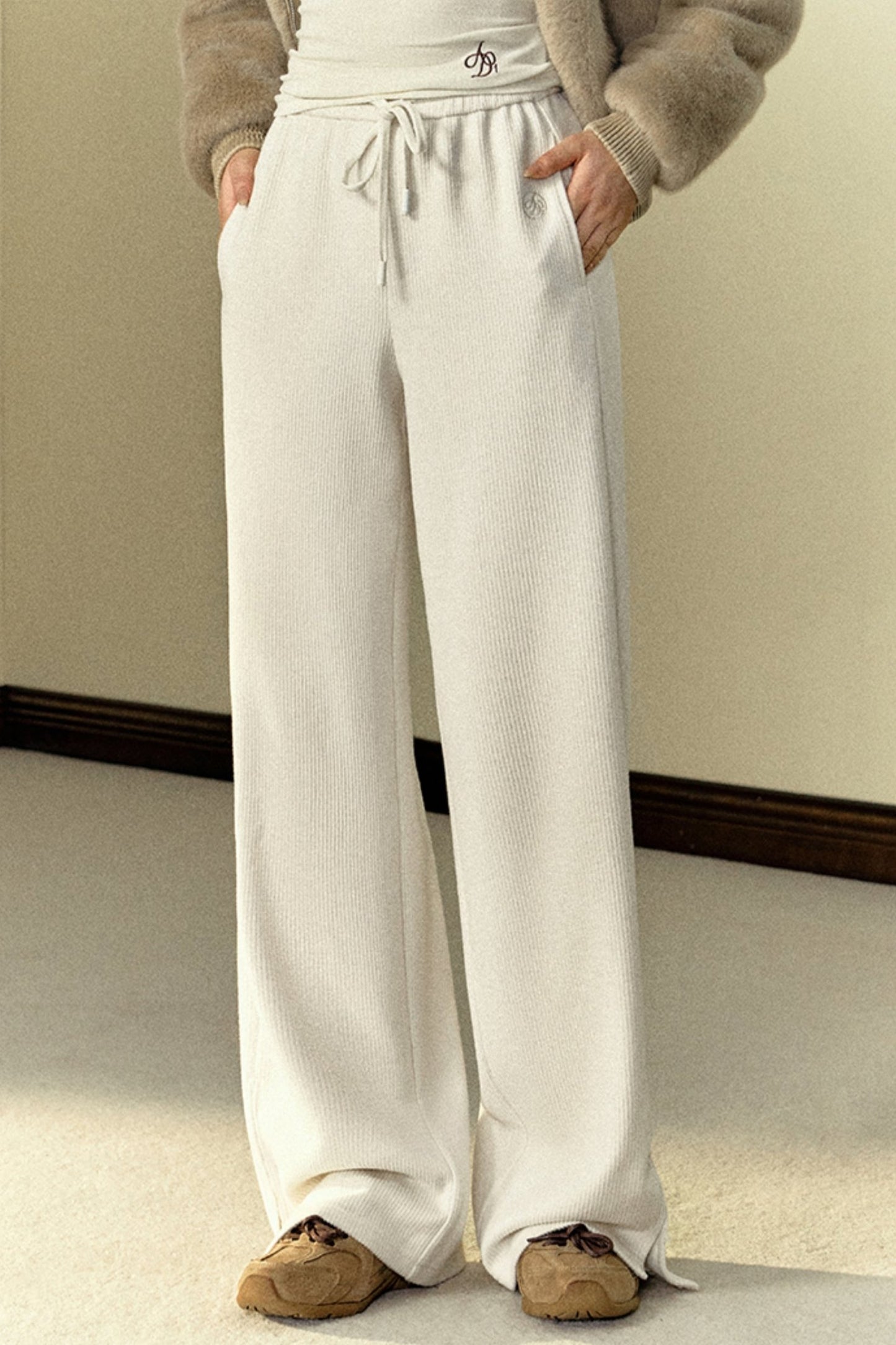 Casual Straight-Leg Mop Slit Pants