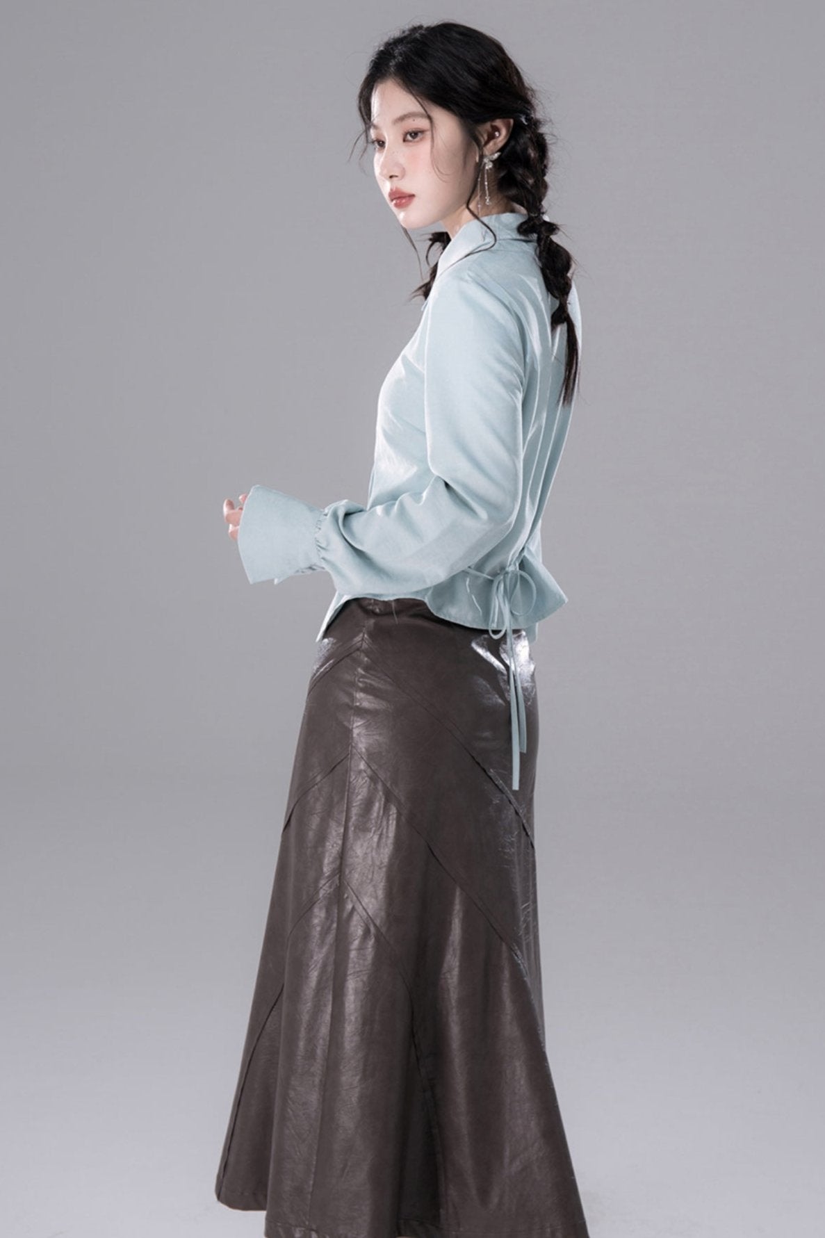 Shadow Gray Curved Leather Skirt