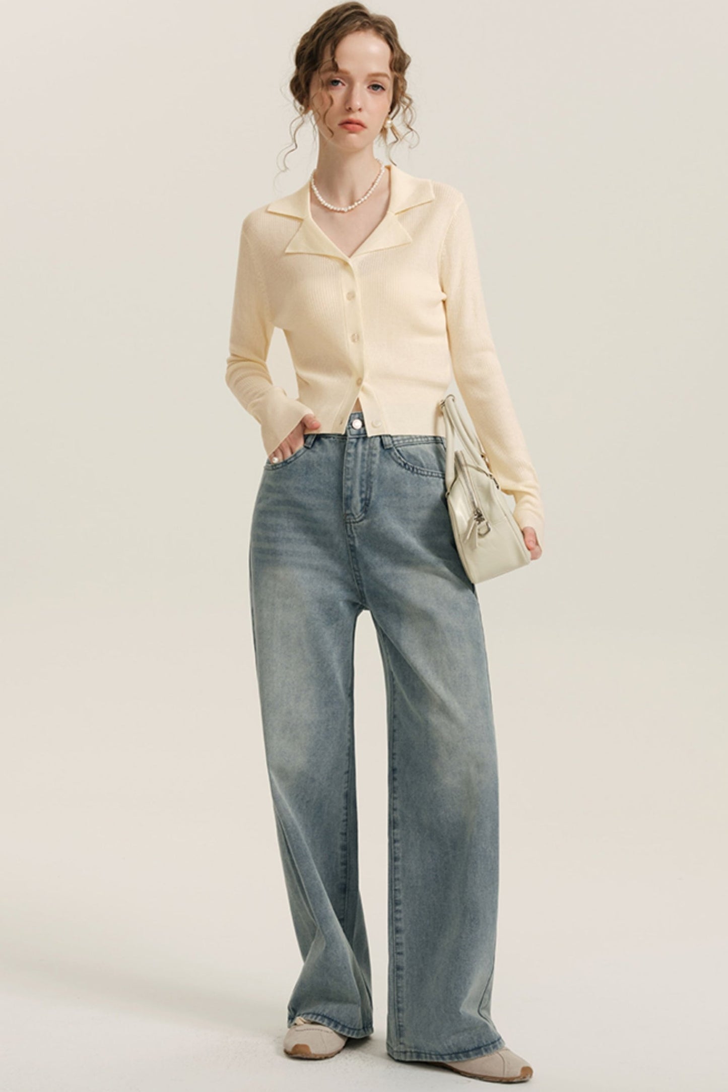 Light Wash High-Waist Wide-Leg Jeans