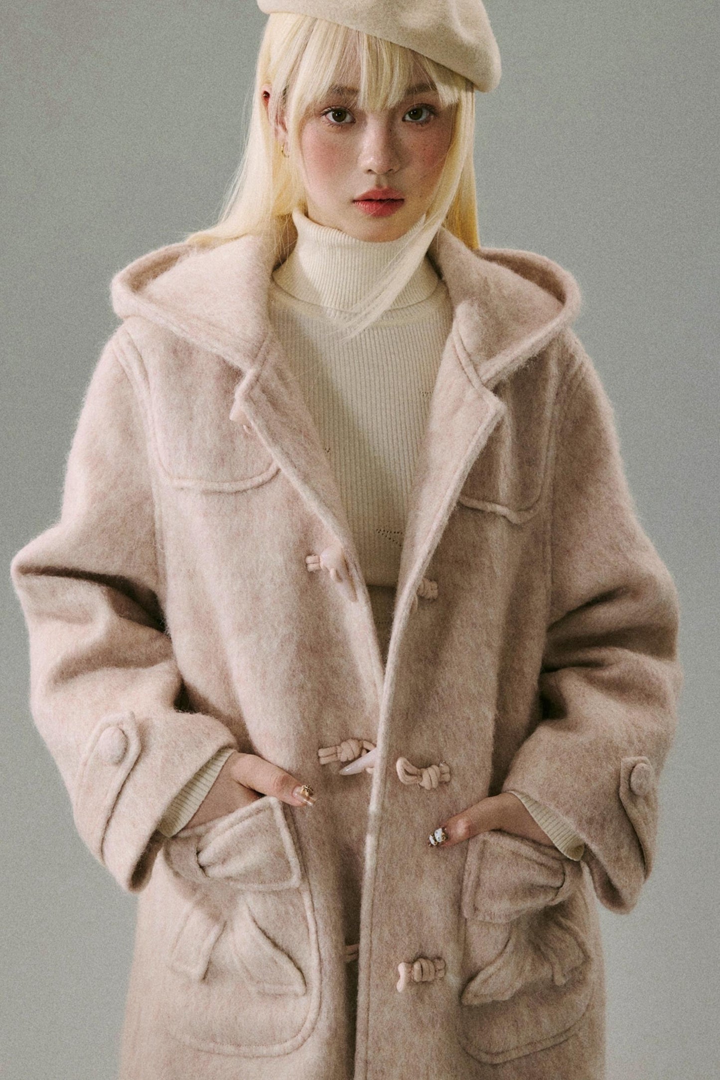 Wool Hooded Horn Buckle Coat