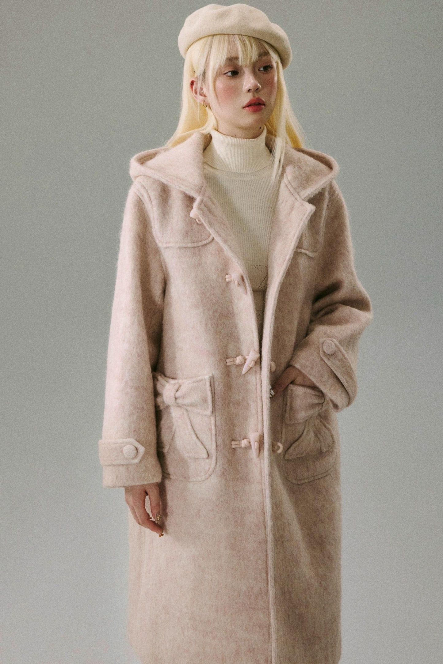 Wool Hooded Horn Buckle Coat