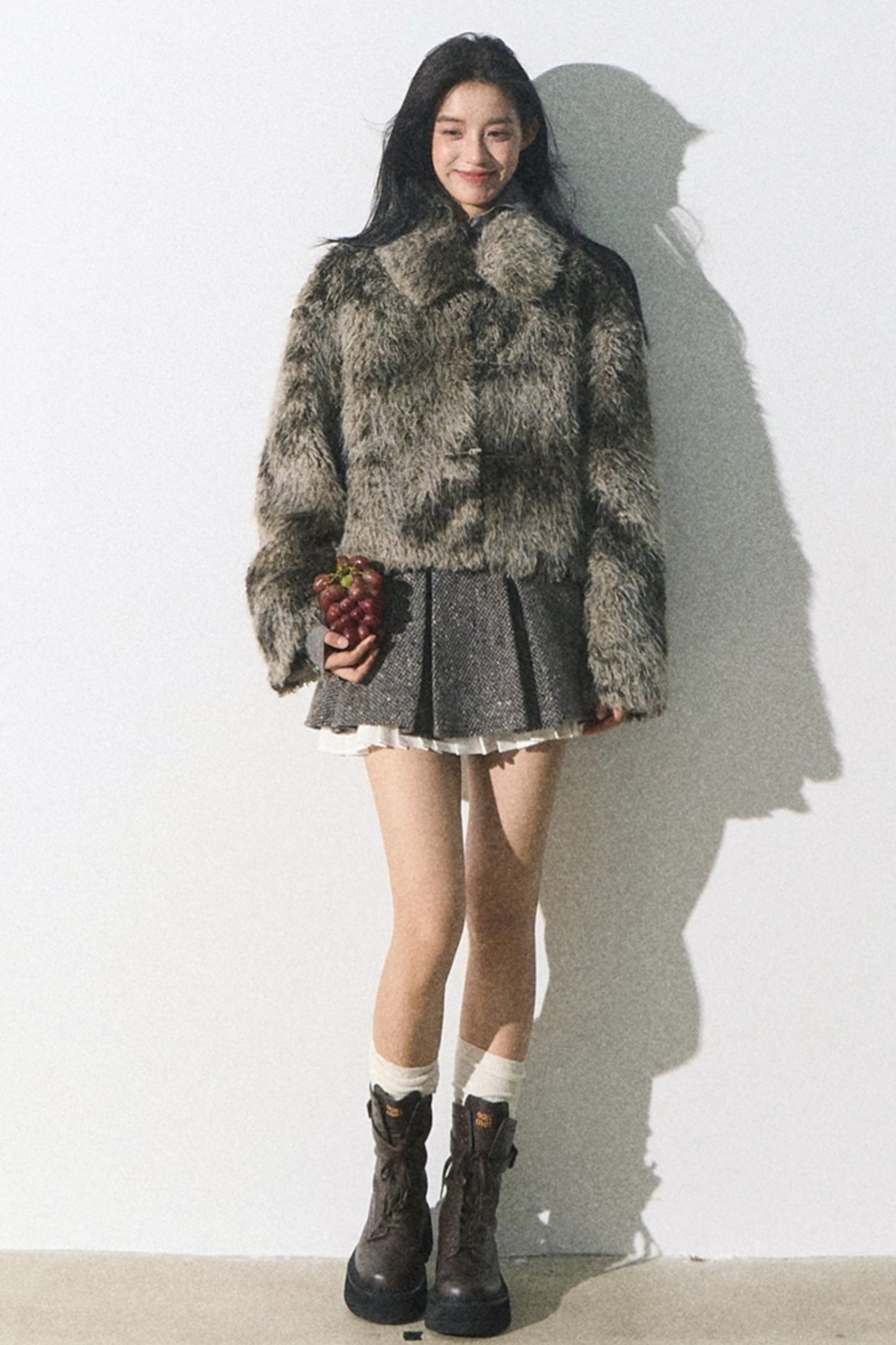 Moss Traces Distressed Fur Crop COAT