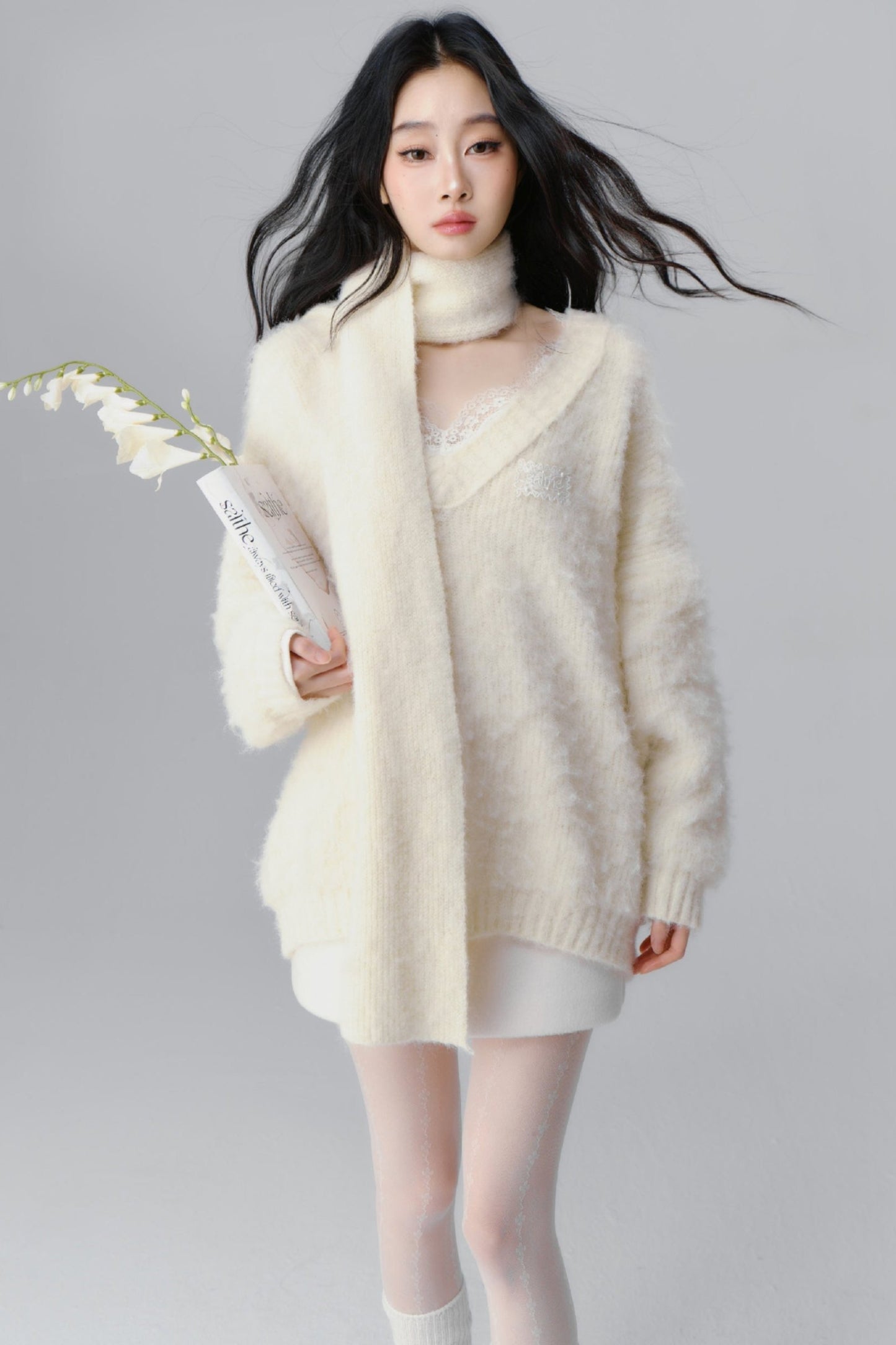 Mist Girl Lace V-Neck Knit Sweater