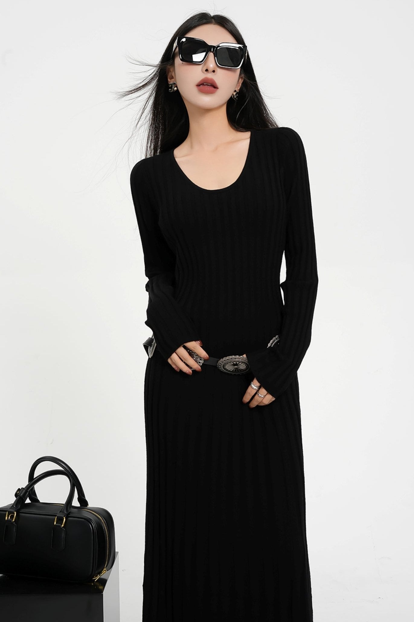 Black Slim Fit Knitted Woolen Dress