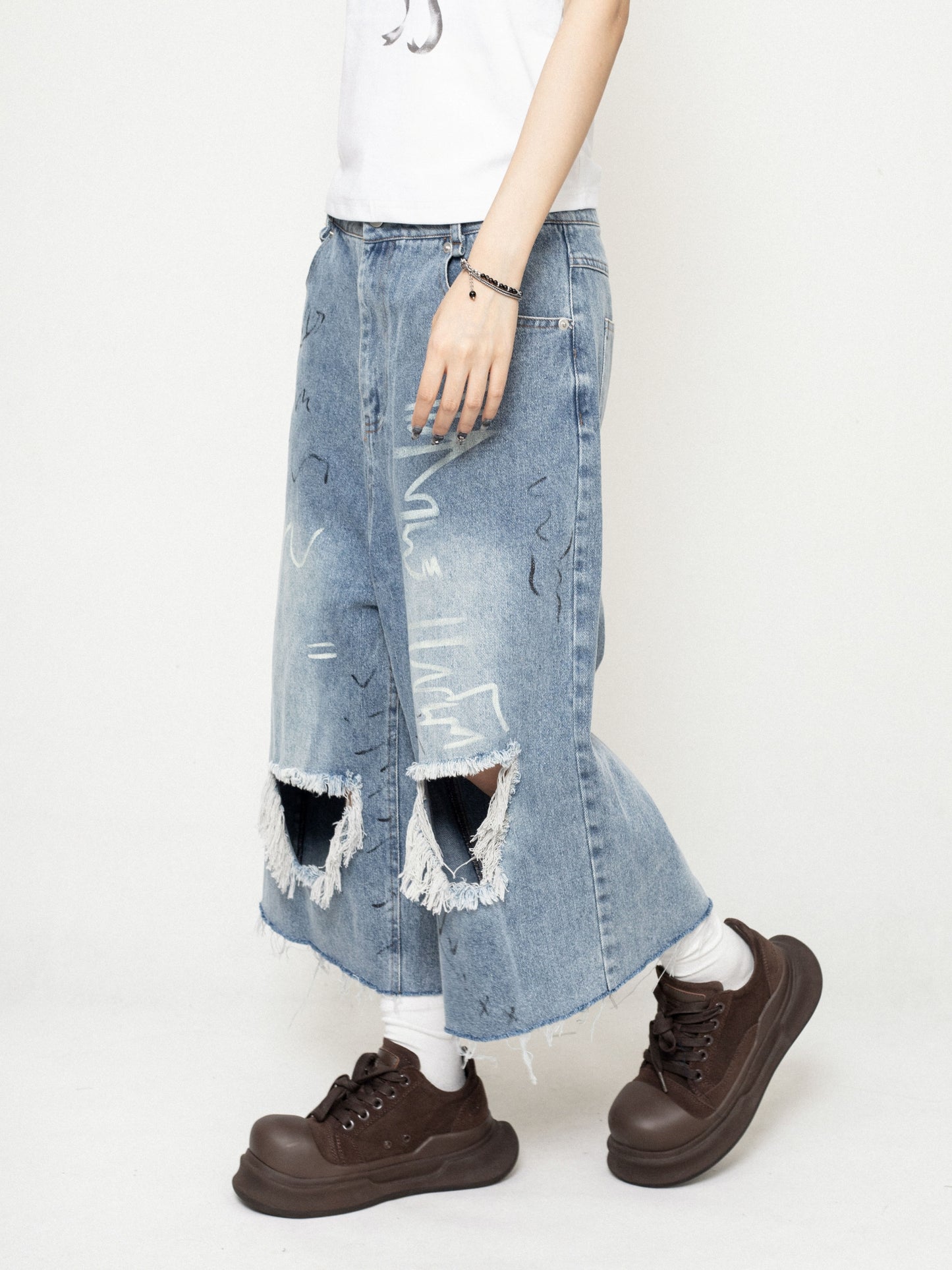 Ripped Denim Cropped Pants