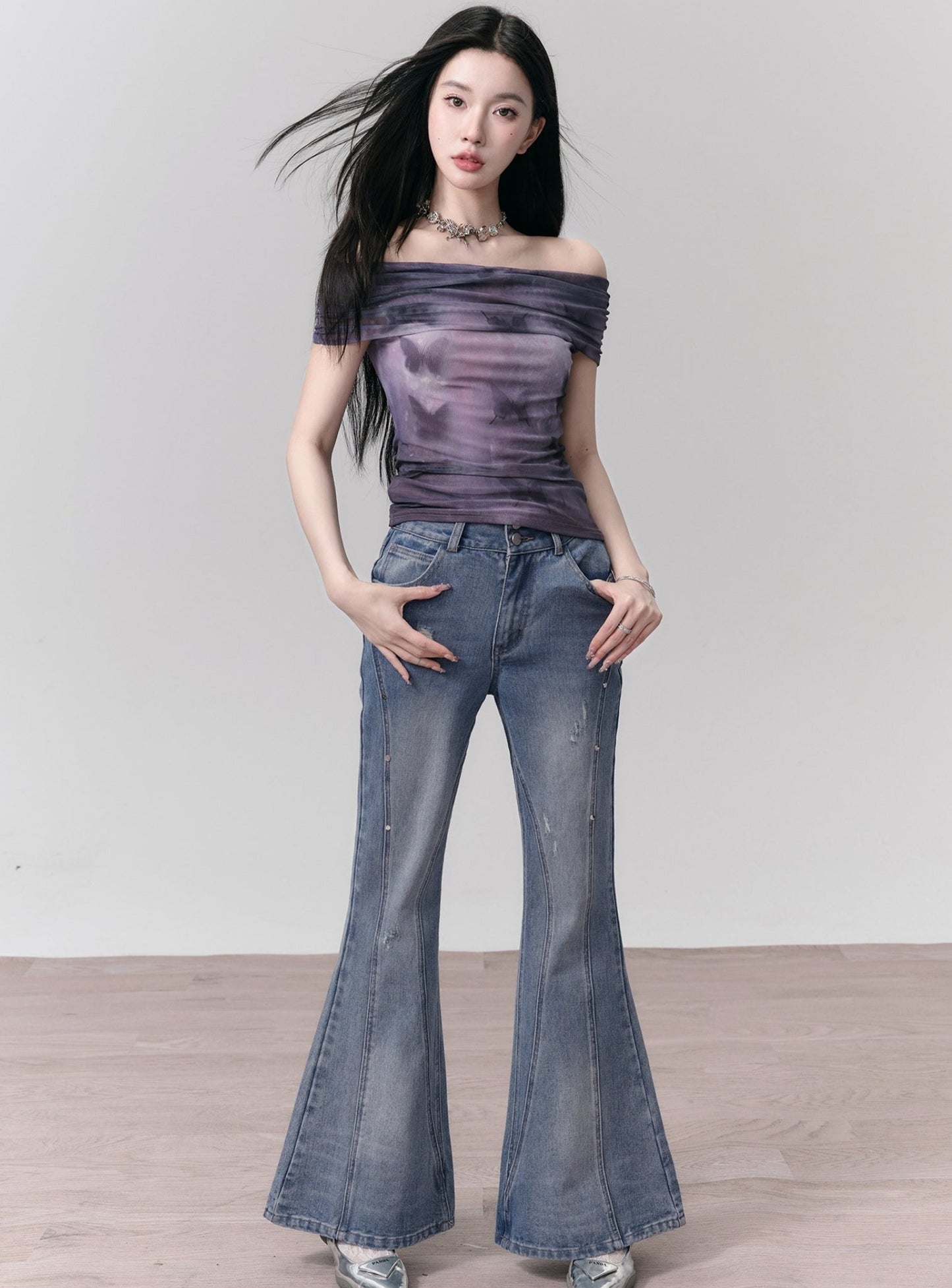 Distressed Thin Flared Pants